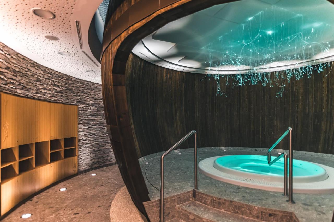 Das Salvator Iris Porsche Landhotel Фризах Экстерьер фото