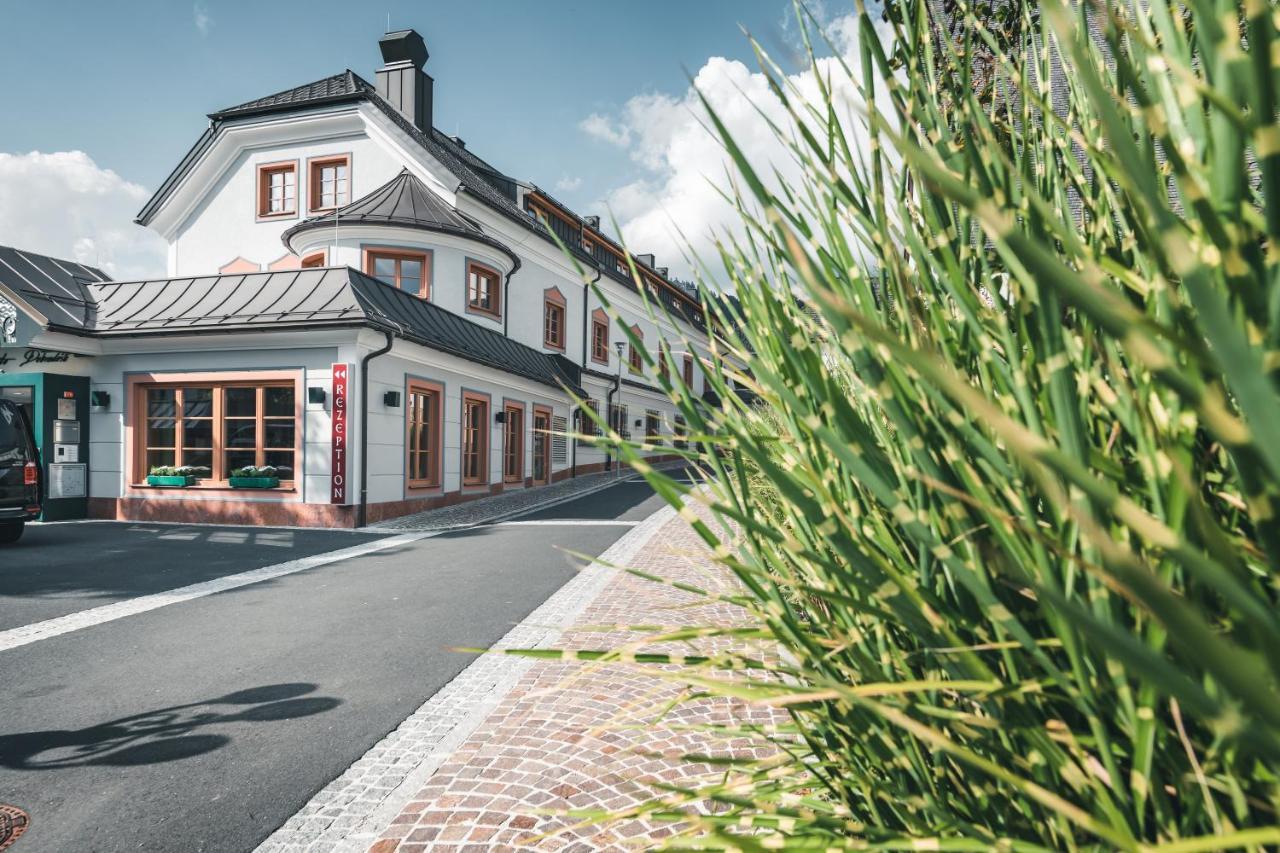 Das Salvator Iris Porsche Landhotel Фризах Экстерьер фото