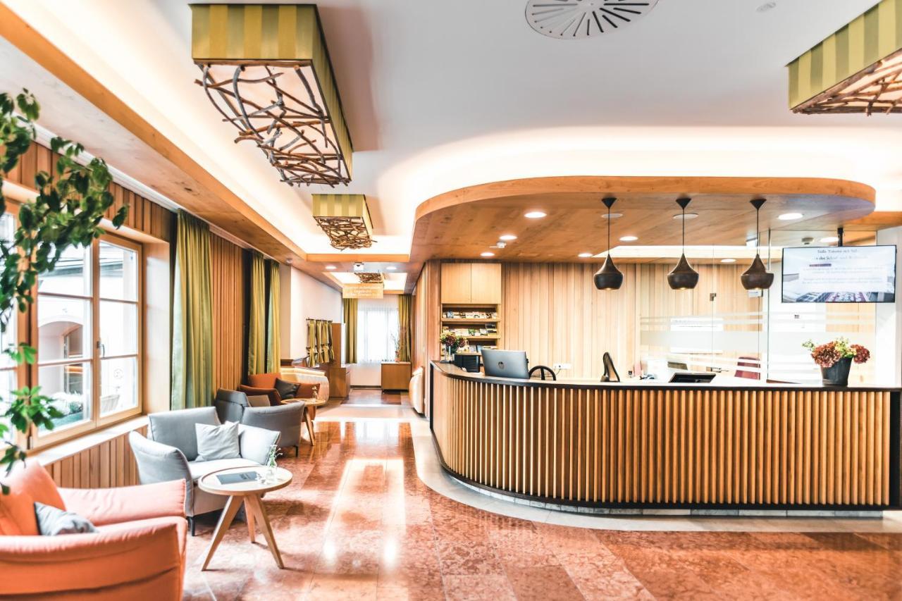Das Salvator Iris Porsche Landhotel Фризах Экстерьер фото
