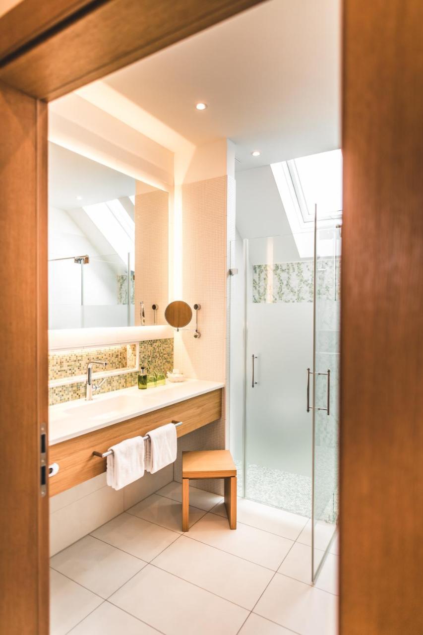 Das Salvator Iris Porsche Landhotel Фризах Экстерьер фото