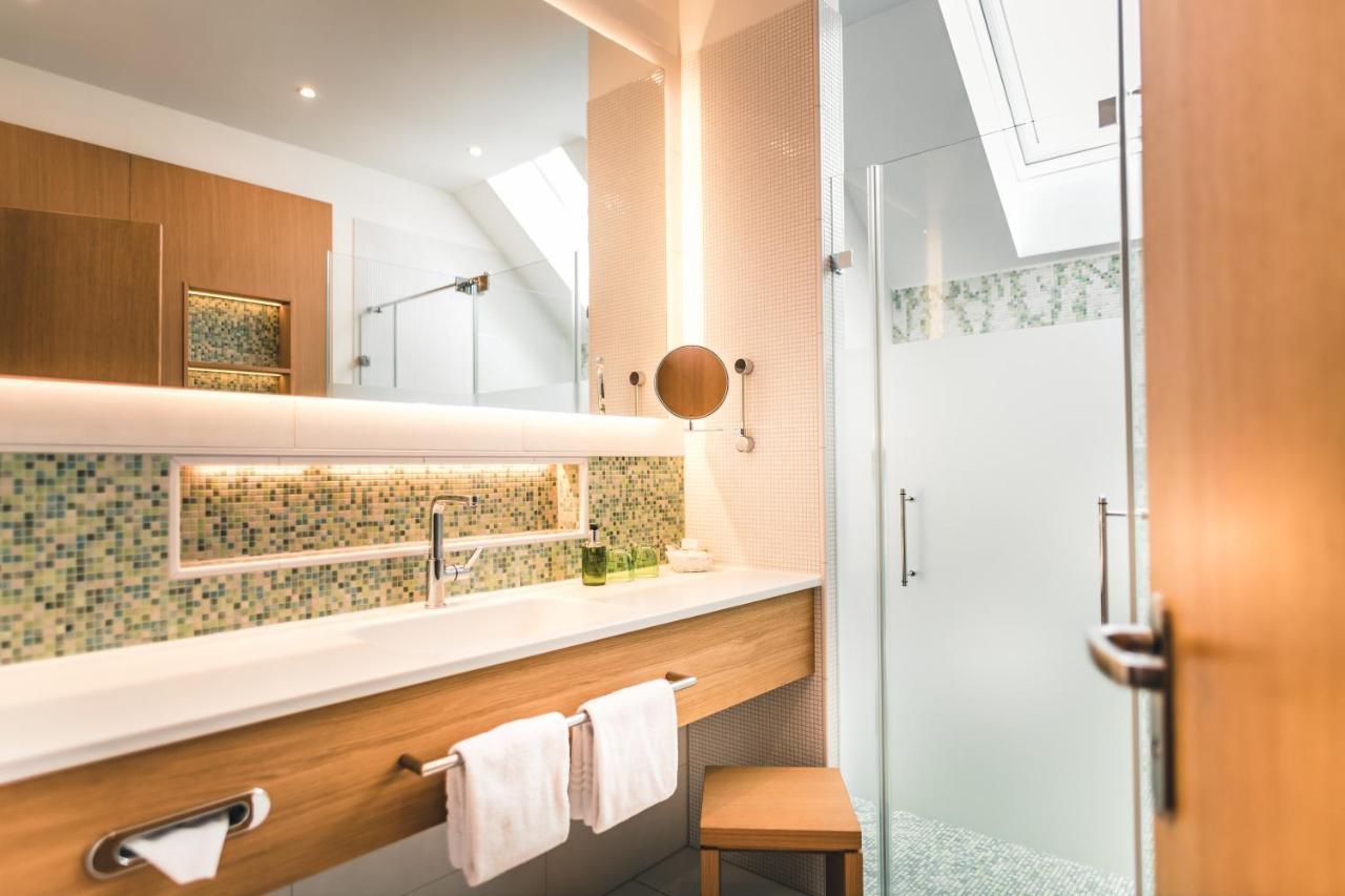 Das Salvator Iris Porsche Landhotel Фризах Экстерьер фото